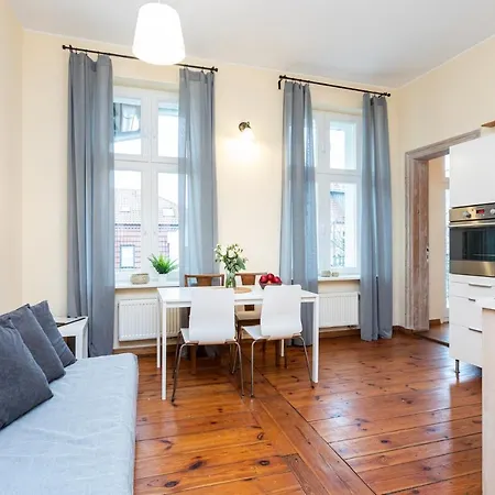 Riviera Apartmanhotel